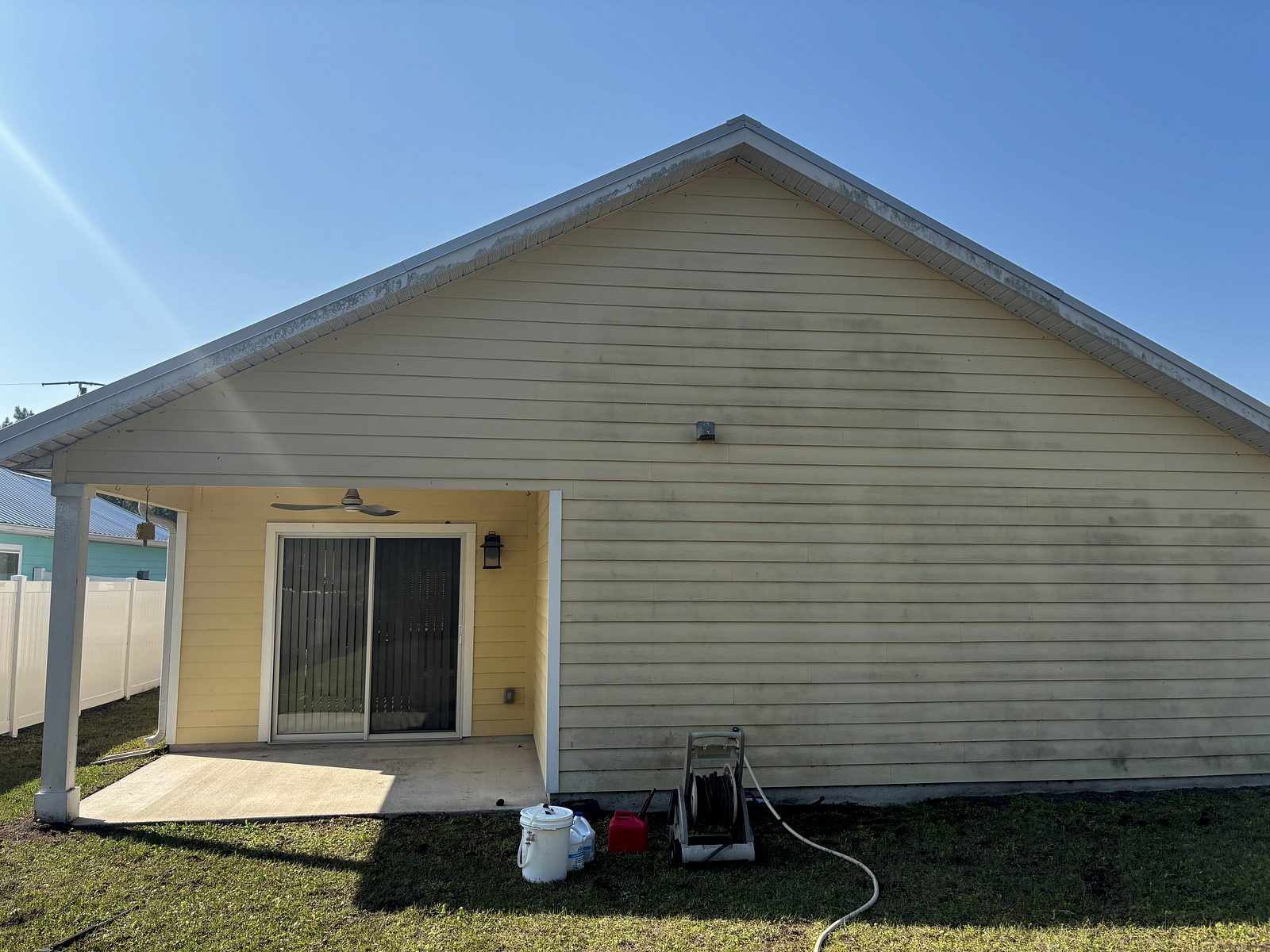 House Washing — Before